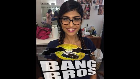 Hot Milf With Perfect Thick Butt Rose Monroe Enjoys Orgasm-Inducing Fuck Sesh And Takes A Huge Load. . Mia khalifa gangbang